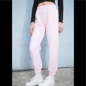 Brandy Melville Rosa Sweats in Pink